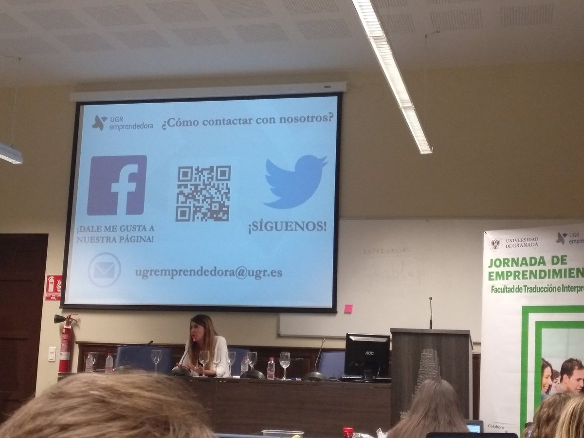 UGRemprendedora's tweet photo. 📢 4 emprendedoras cuentan su experiencia en #ftiemprendeUGR 😉
"Hay que decir que sí a las propuestas y fallar. Aprender y volver a decir que sí. Esa es la actitud en el sector de la traducción" 
Gracias @ElenaTragora @garnatatrad y  la Junior Empresa STU 👏 https://t.co/my3HIDd7Kv