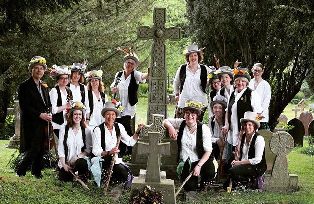 We dropped off some flowers for Janet Blunt and Winnie Wyatt on a beautiful May evening in Adderbury last night