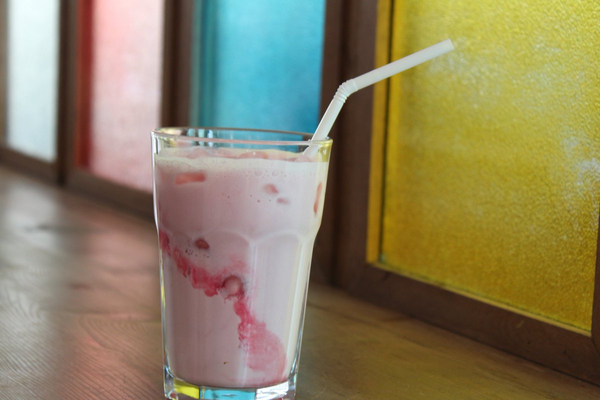 Creamy tropical punch. Now that’s what a summer beverage should look like. #SummerTimeatLPQ #beverage #mocktail #refresh #summer