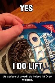 KyandSy's tweet photo. #RiseAndGrind with a pack of #Oreo . #NationalChocolateChipDay #MyOREOCreation #marketplyler https://t.co/isvQR4BFX1