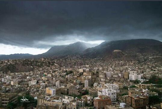 worldweather2's tweet photo. #جزيرة_سقطرئ اليمنية تحت وطئ الأمطار الغزيرة وتطور سريع للخلايا الرعدية بالاخص جنوب شرق الجزيرة..النظام المداري راح يتطور ف غضون 48 ساعة القادمة..
#طقس_العالم https://t.co/1eXxv5gNzM