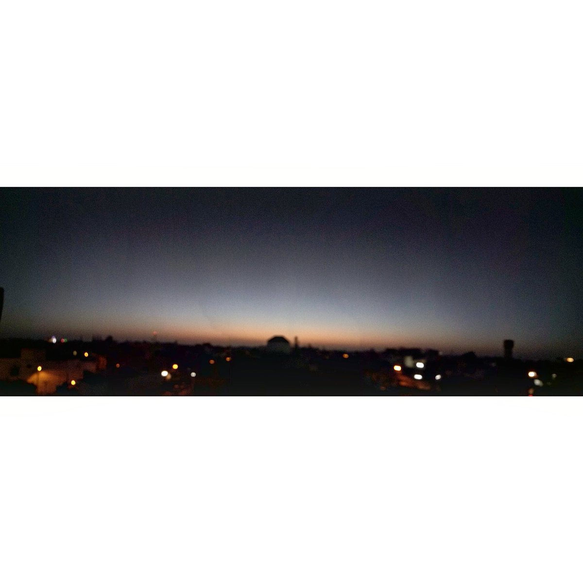 RY__Films's tweet photo. Beauty of Nature
@ry__films
#ryphotography #ryclicks #ryfilms #rohityadav #rohityadavfilms #sky #urban #nature #creative #beauty #nofilterneeded #nofilter #dslr #nofilters #photography #mobilephotography #mi #phono #miphoto #random #photooftheday #photo #wallpaper #videographer https://t.co/wK75WFR10e