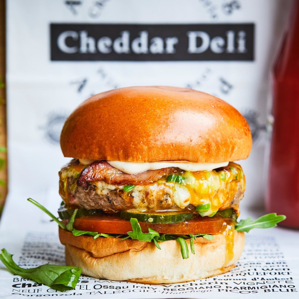 honestburgers's tweet photo. The best thing about west London is @CheddarDeli. That's why the local special at our #Ealing restaurant features two of their best cheeses – Dambuster cheddar and Dorset Red. 🧀🍔🧀 https://t.co/ypTRFqZ1e1