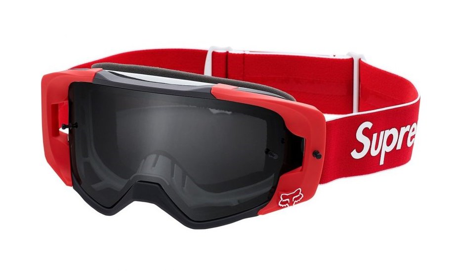 vintageforu's tweet photo. Supreme Fox Racing VUE Goggles https://t.co/3RZmZU3TkR https://t.co/fCzVtqQCd4