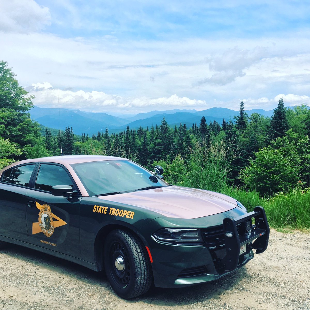 Region1ASPR's tweet image. This week we honor all who serve in law enforcement &amp;amp; remember those who made the ultimate sacrifice in service of us. No words can adequately convey our gratitude and respect. Honored to support #PoliceWeek
@NH_Troopers @MEStatePolice @VTStatePolice