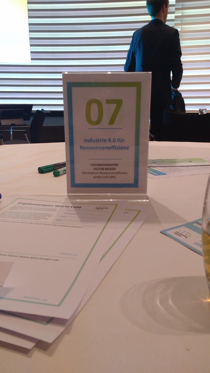 Spannender Auftaktkongress nachhaltig.digital in Bonn 
@nachhal_dig <a href="/umweltstiftung/">DBU</a> <a href="/BAUMeV/">B.A.U.M. e.V.</a> : Mit dabei u.a. W. Landhäußer von der Mader GmbH, Mitglied in unserem Industrieclub Ressourceneffizienz, und unser Kollege und Digitalisierungsexperte V. Becker.