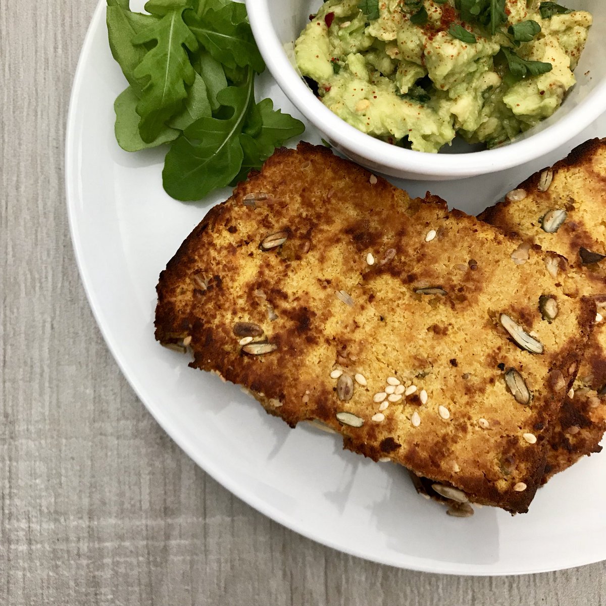 YourHealthAngel's tweet photo. Sweet potato and almond bread with avo smash. Yum lunch 😋 https://t.co/PqjdS8yU8J