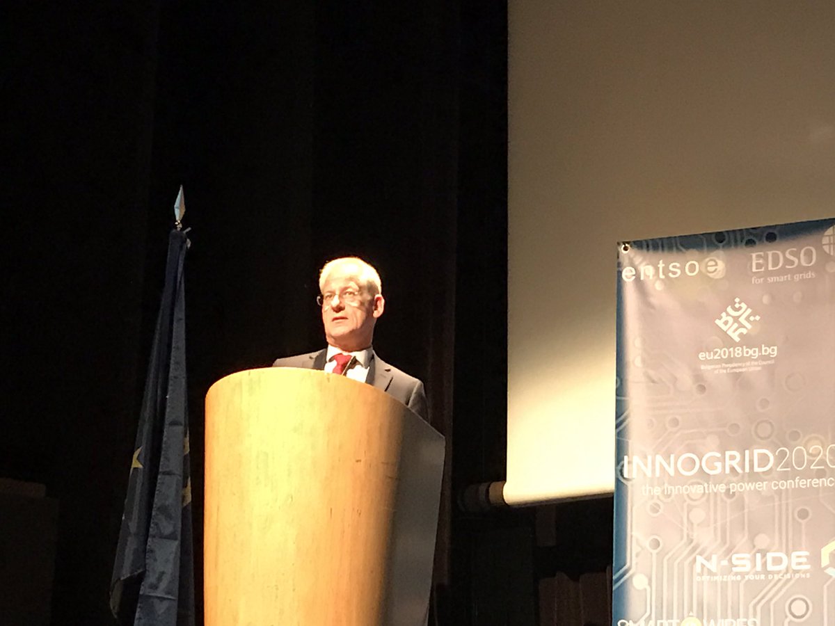 LuisValeCunha's tweet photo. #InnoGrid2020 @EDSO_eu @ENTSO_E @ChristianBuchel & Ben Voorhorst opening together 7th ed. of this invaluable European Event on #innovation https://t.co/zRovsBfBVX