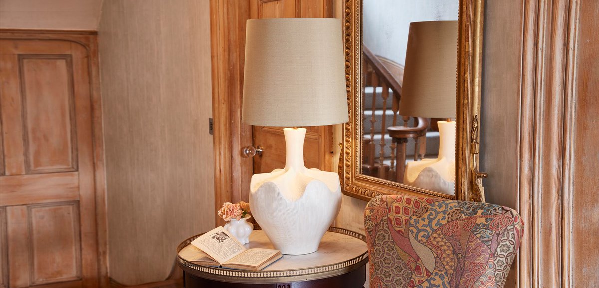 Sculptural ceramic pieces from <a href="/bellafigurauk/">Bella Figura</a>’s express collection. 👌🏻 #lighting #tablelamp #lamp #lightingdesign