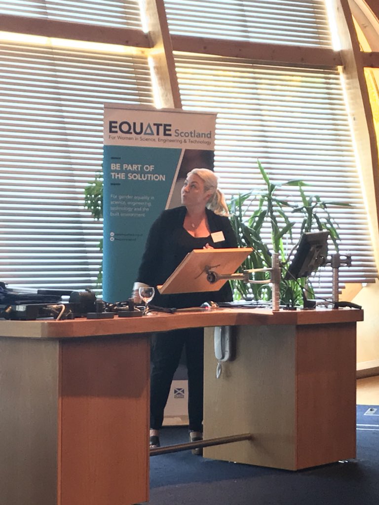EquateScotland's tweet photo. Into workshops, first with @DellUK STEM Aspire programme to mentor women tech students including at @CofGCollege #STEMaction https://t.co/nS7GKERJvJ
