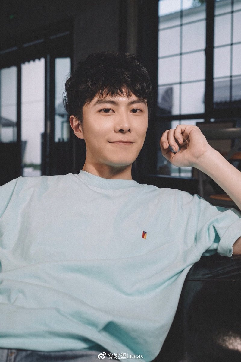 mingwangcouple's tweet photo. 큽,,,같은 장소인 것,,,? https://t.co/aPo1WqGBQW