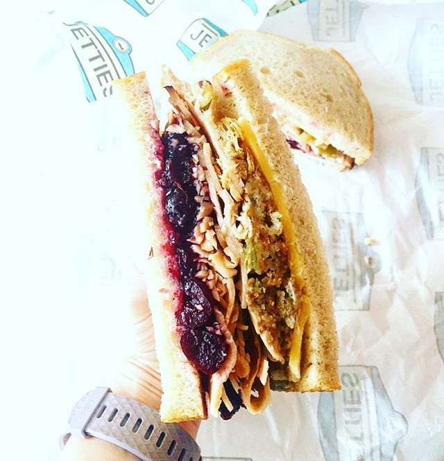 Jetties_DC's tweet photo. The @jettiesdc Nobadeer: making your coworkers jealous for decades. ππ₯ͺπ₯ππͺ
.
.
.
#dcfood #dceats #dclunch #dcwichhunt #nobadeer #thanksgivingsandwich #delicious #dcdining #goingoutguide #jetties #foxhall #macomb #bethesda #eyestreet #chevychase #p⦠https://t.co/t7Y07PgnYS https://t.co/hCD298kXD3