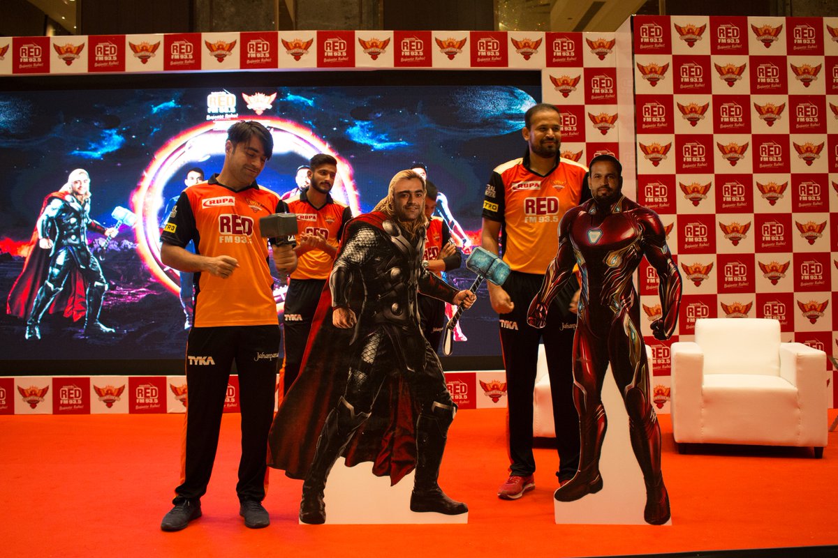 Redfmbengaluru's tweet photo. RED FM Bengaluru's 'Meet n Greet' with SunRisers Hyderabad today at Shangri-La Hotel, Bengaluru :)
#MeetnGreet #Sunrisers #RedFM #BajaateRaho #935RedFM https://t.co/DSPSxDMmNQ