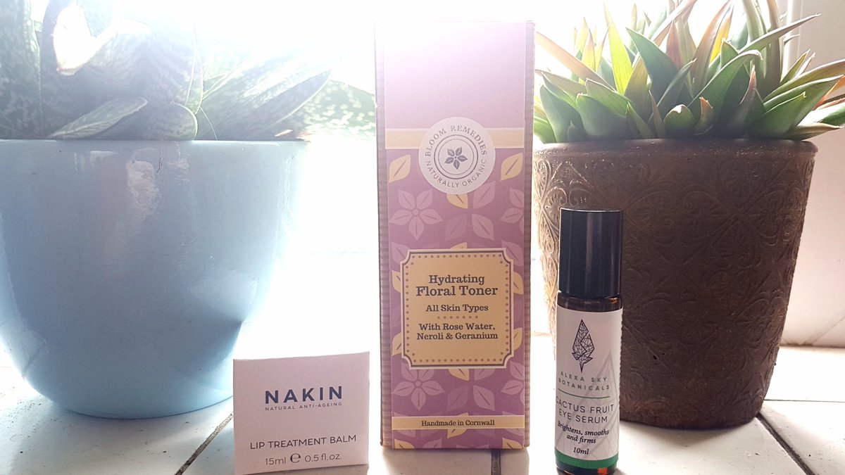 the_eco_Logical's tweet photo. Thinking of a shopping spree or just need a little restock? Head to @Rarebeautyco for green goodies galore! https://t.co/eoSFHCkjcm

Feat: @asbotanicals @Nakin_skincare @BloomRemedies

#RareBeauty #bloggerstribe #ukbloggers #greenbeauty #crueltyfreebeauty #vegan https://t.co/2WtxxdzKDJ