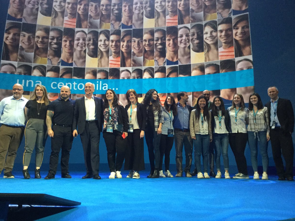 01netIT's tweet photo. I risultati della creazione di competenze con Cisco Academy e Alternanza Scuola Lavoro ci sono.
Gli investimenti di @CiscoItalia danno opportunità di lavoro. In 26 mesi formati 100mila ragazzi al lavoro con #cybersecurity e #Industrie40 
@SantoniAgo @CiscoItalia #CiscoPE2018 https://t.co/Wnowt4Tt2O