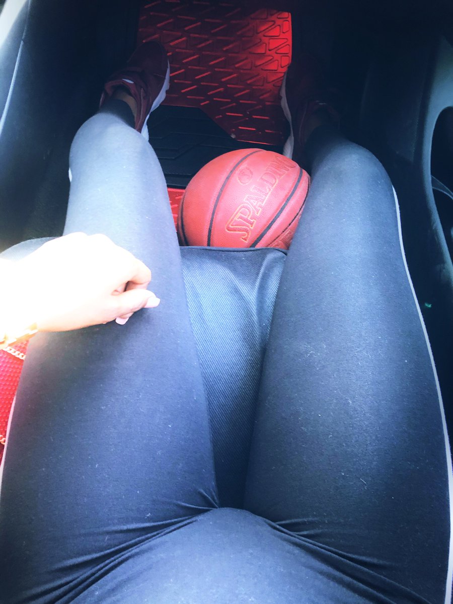 AdtriannaH's tweet photo. Tryna get fine by the summer time 💪🏾 https://t.co/5BH6KUdl3Q