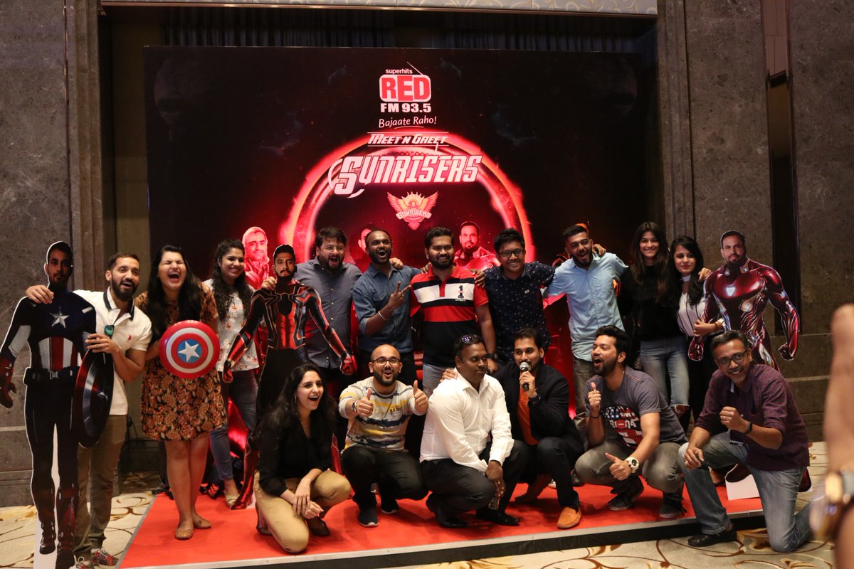 Redfmbengaluru's tweet photo. RED FM Bengaluru's 'Meet n Greet' with SunRisers Hyderabad today at Shangri-La Hotel, Bengaluru :)
#MeetnGreet #Sunrisers #RedFM #BajaateRaho #935RedFM https://t.co/DSPSxDMmNQ