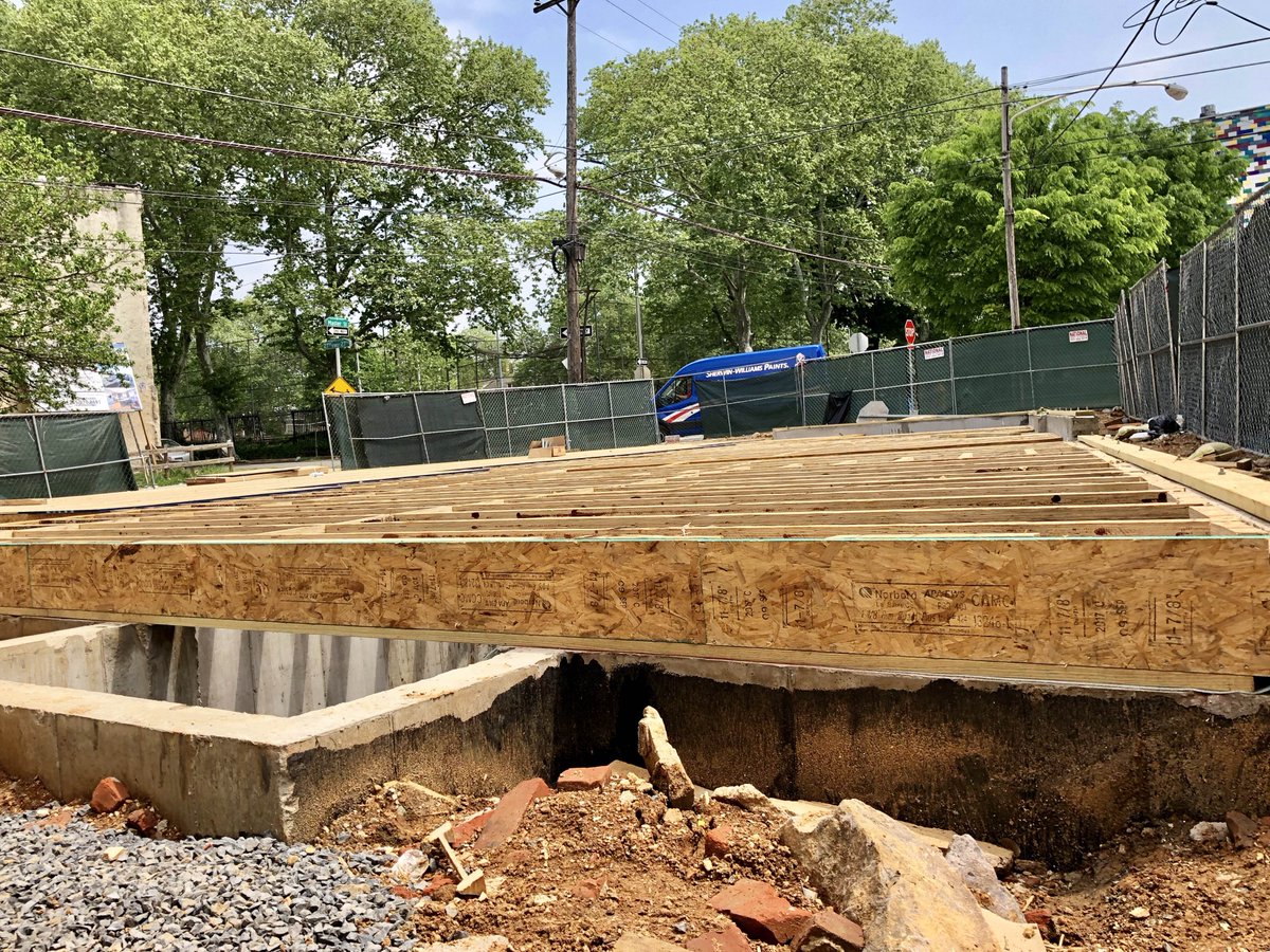 DesignProDev's tweet photo. Basement floor framing on 1352 N 27th St completed! Now its time to get the first floor walls up🙌
•••
#designprodev #phillyrealestate #realestate #homes #philly #philadelphia #phillyconstruction #construction #invest #investors #clients #newconstruction #phillyhomes #buildphl https://t.co/VzVnLHYyKY