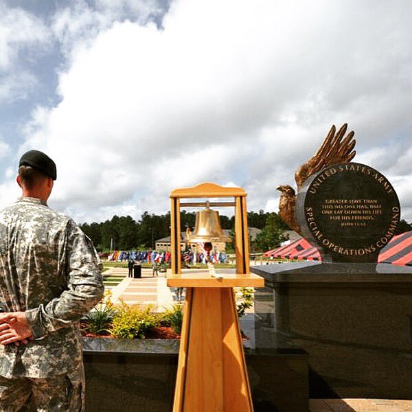 op_hawkeye's tweet photo. 5.15.2004 ~ CW3 #BrucePrice πΊπΈ
#OpHawkeyeRemembers #USArmy #3rdSpecialForcesGroup #DeOppressoLiber
#SilverStarπ #BronzeStarπ #PurpleHeartπ
π https://t.co/JEZ0FEoDnL
π https://t.co/SfRwKkyb4Q
π° https://t.co/x3AgubGSo0 https://t.co/NSRwCQYsXb