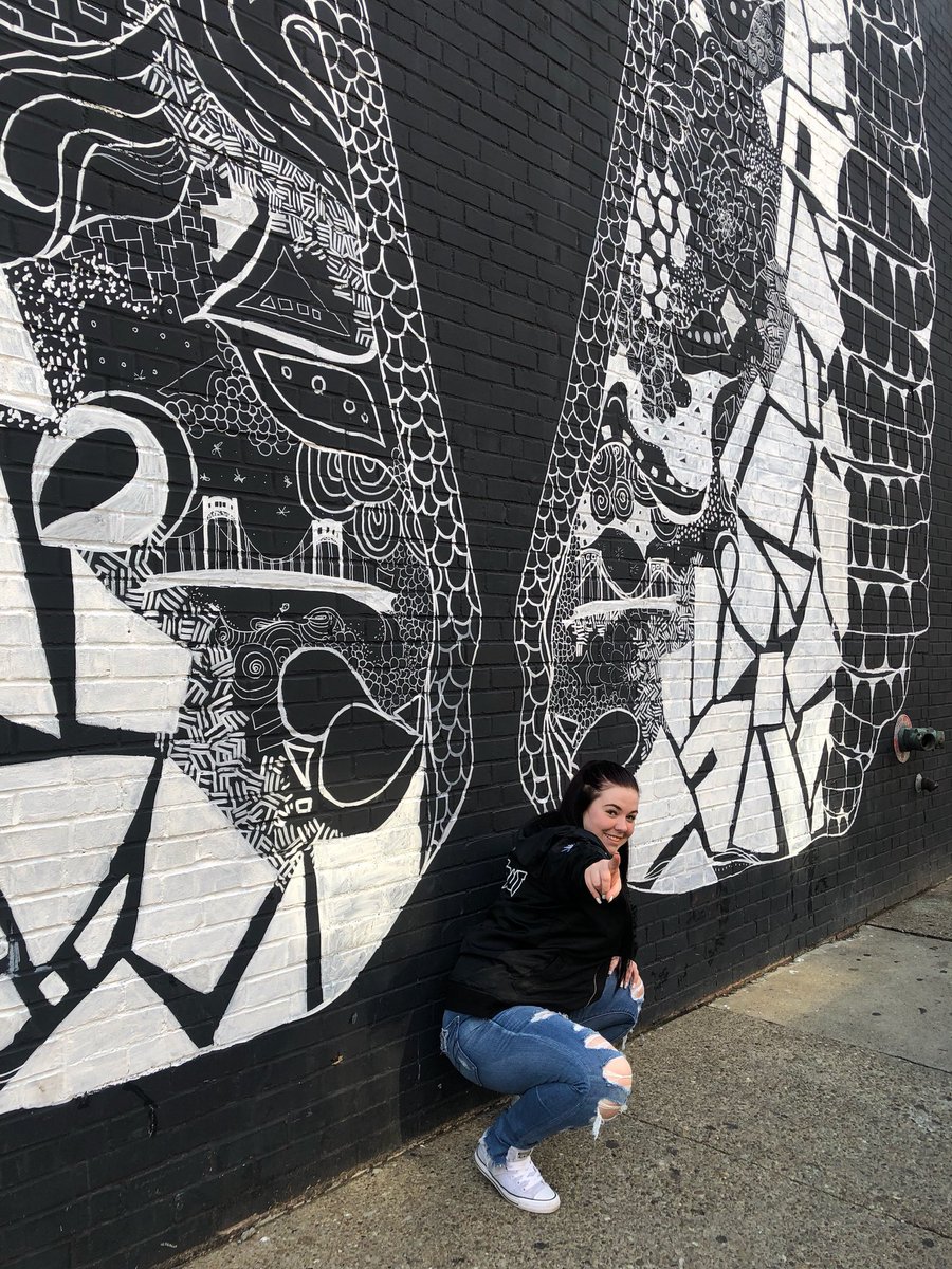 kylee65's tweet photo. Love having a photo shoot in Pittsburgh before the show ❤️❤️#jakemillermerch 
Photocreds: @nauticaaleigh https://t.co/3EGyb1ZDz7