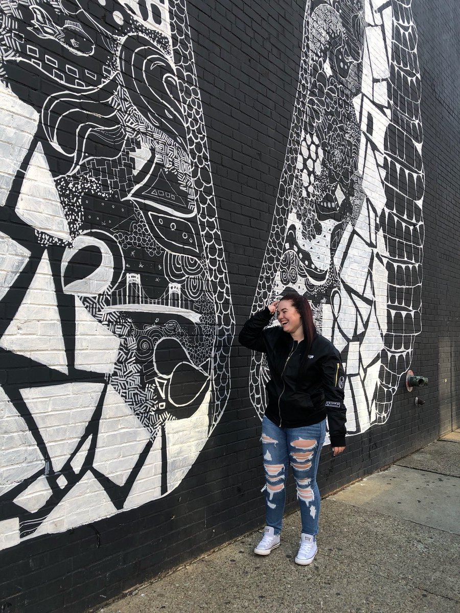 kylee65's tweet photo. Love having a photo shoot in Pittsburgh before the show ❤️❤️#jakemillermerch 
Photocreds: @nauticaaleigh https://t.co/3EGyb1ZDz7