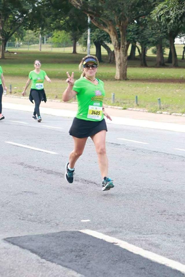 Cla_andriott's tweet photo. Bom dia, gente! sobre domingo:  #mulher #semprejovem #emformaaos55 #atitudeboaforma #saude #corridaGraacc #domingoabençoado #diadasMães. https://t.co/Gae3eyH9xO