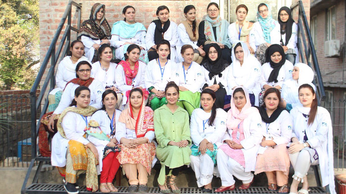 iMehreenSyed's tweet photo. No matter how big or small a family may be, my IFAP and ICARE family means the world to me and I am glad to celebrate International Day Of Families with my girls, so proud of you all!! ❤😘 @icarepk @ifapk 
#InternationalDayOfFamilies https://t.co/xrF7JNYcrc