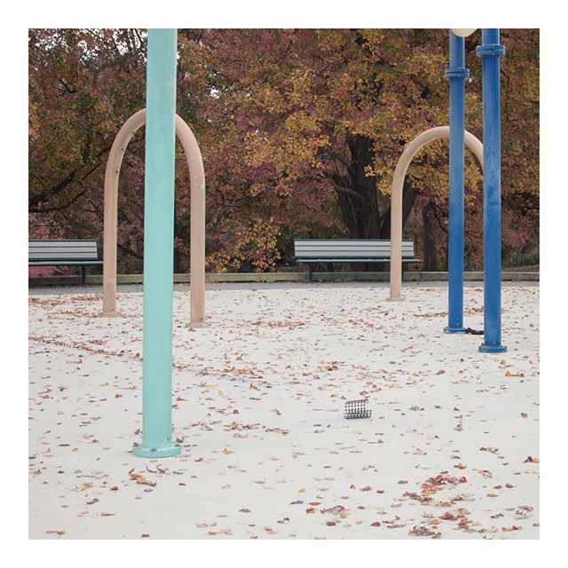 TaleofMonsters1's tweet photo. Flashback to early fall last year. Boy I miss those colors!
.
.
.
.
 #taleofmonsters #morningslikethese #thesincerestoryteller #softminimalism #softminimalstyle #curatedlife #simplystyleyourspace #itsstill_life #styleinspo #mybeautifulsimplicity #thisism… https://t.co/syXLwRRH6i https://t.co/Jkaxh4OxAS