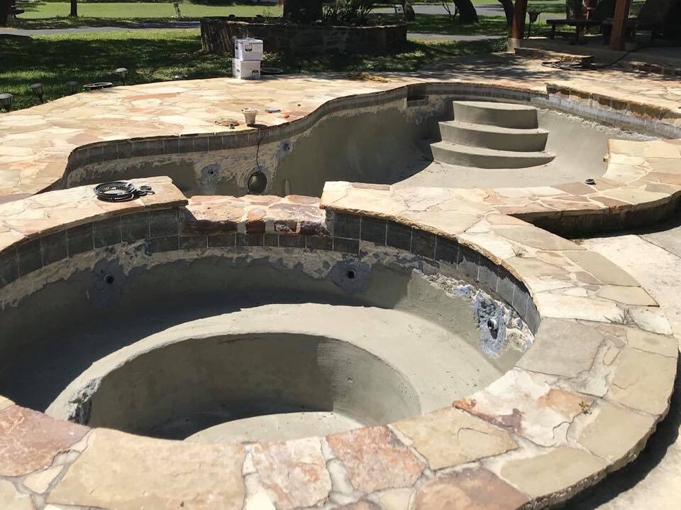 Boerne_Pools's tweet photo. We all dream of the perfect backyard. Somewhere we can relax, have fun, entertain family &amp; friends. This latest renovation will be just what our client envisioned. Call 830-249-7171 
#boernepoolsupplies #weknowpools #renovation #remodel #replaster https://t.co/ivuTm6Ppqk
