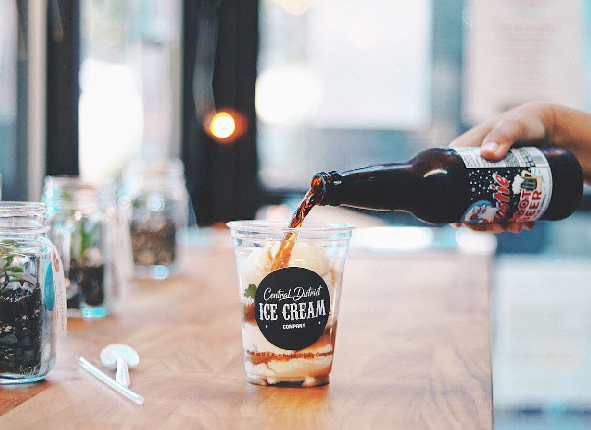 CD ICE CREAM CO. tweet media