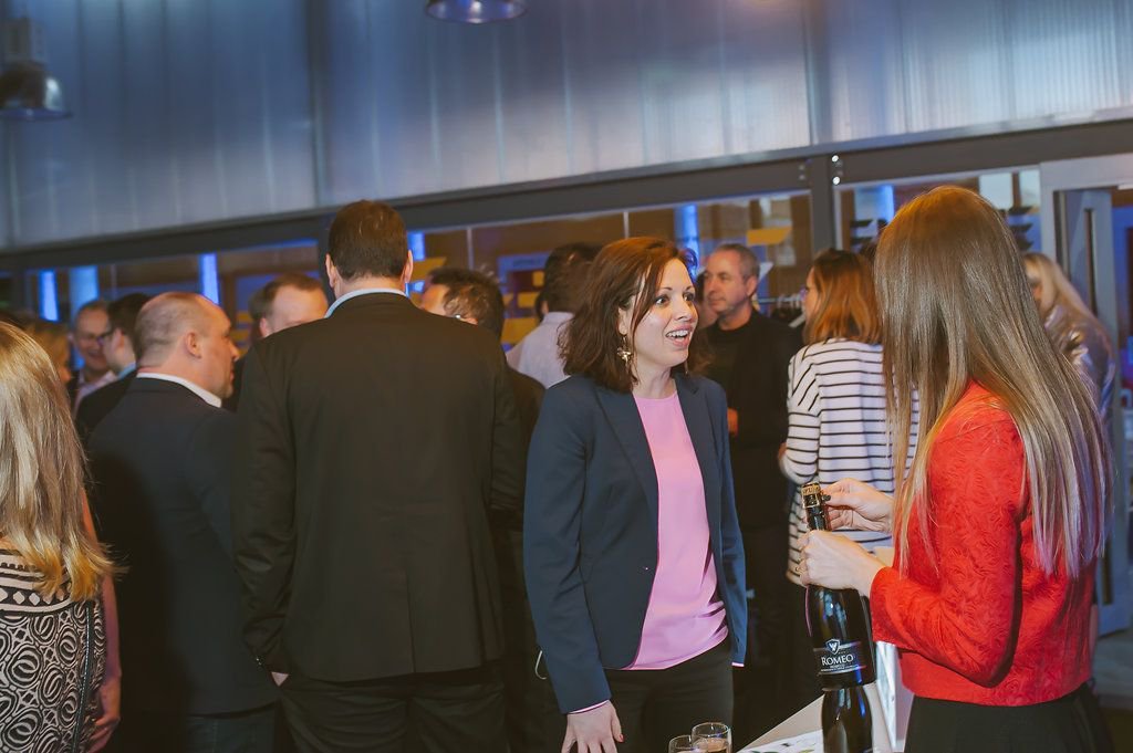 CoupSummits's tweet photo. Lucy, our Marketing Lead doubling up as hostess with the mostess at #OiConf 2018 Speaker Dinner chit chatting with the lovely @ZaraNanu, CEO @gapsquare 🍾 #womenintech https://t.co/dTZyw7v3bW