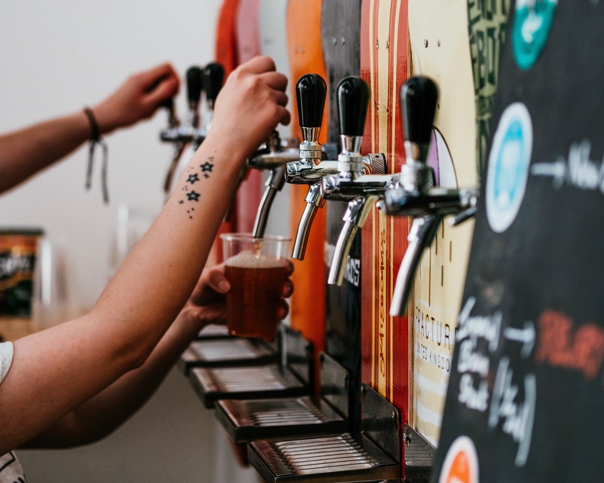 beeryeti's tweet photo. Check out @Craft_DrinkFest at @thenec in #Birmingham on the 28+29 July. Plus retweet to #WIN a pair of tickets! 😀🍻
https://t.co/joF5bGx8vb  #BeerOClock https://t.co/Lqm7Oxnzk9