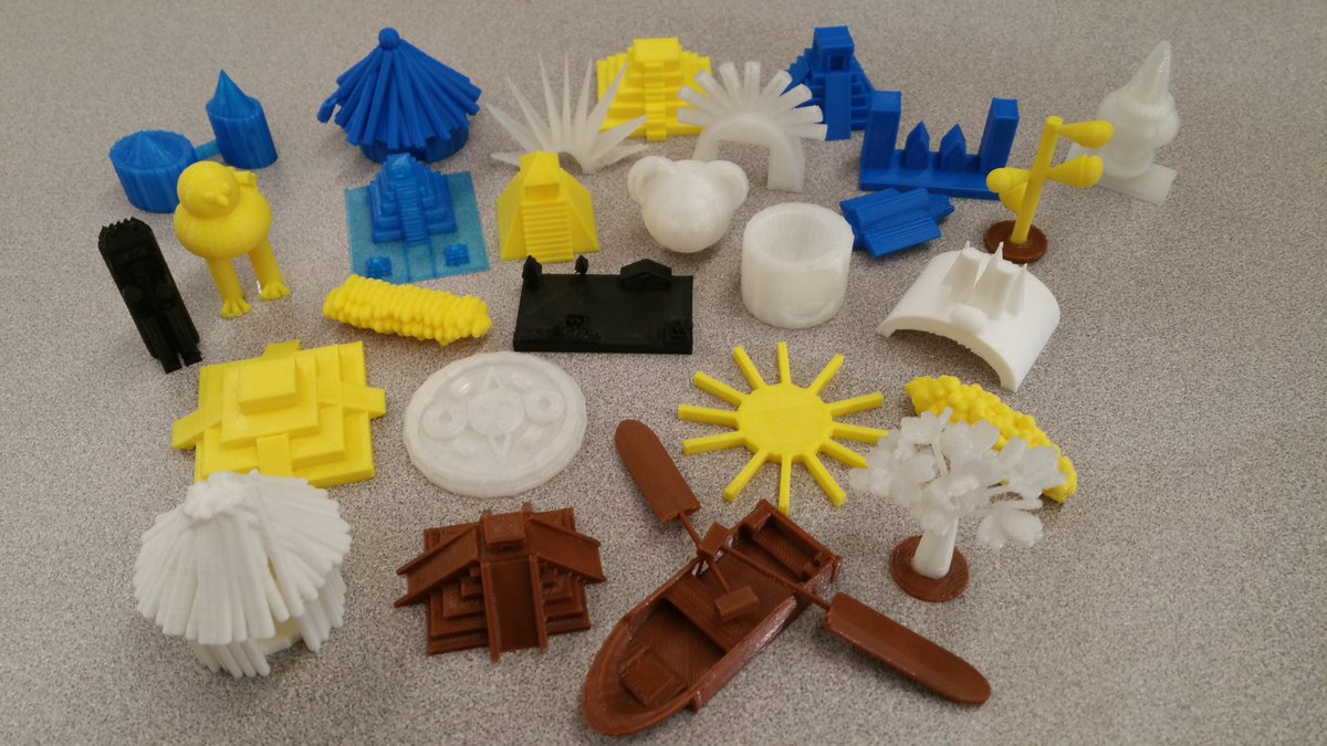 LakeviewLMC's tweet photo. Continuing our Aztec and Maya theme are #3Dprinting projects using @tinkercad on the @makergear from Team 55, Mrs. Funai and Mrs. Knepp. @LakeviewLoop @SMFSchools https://t.co/qJ9kCSZO1G