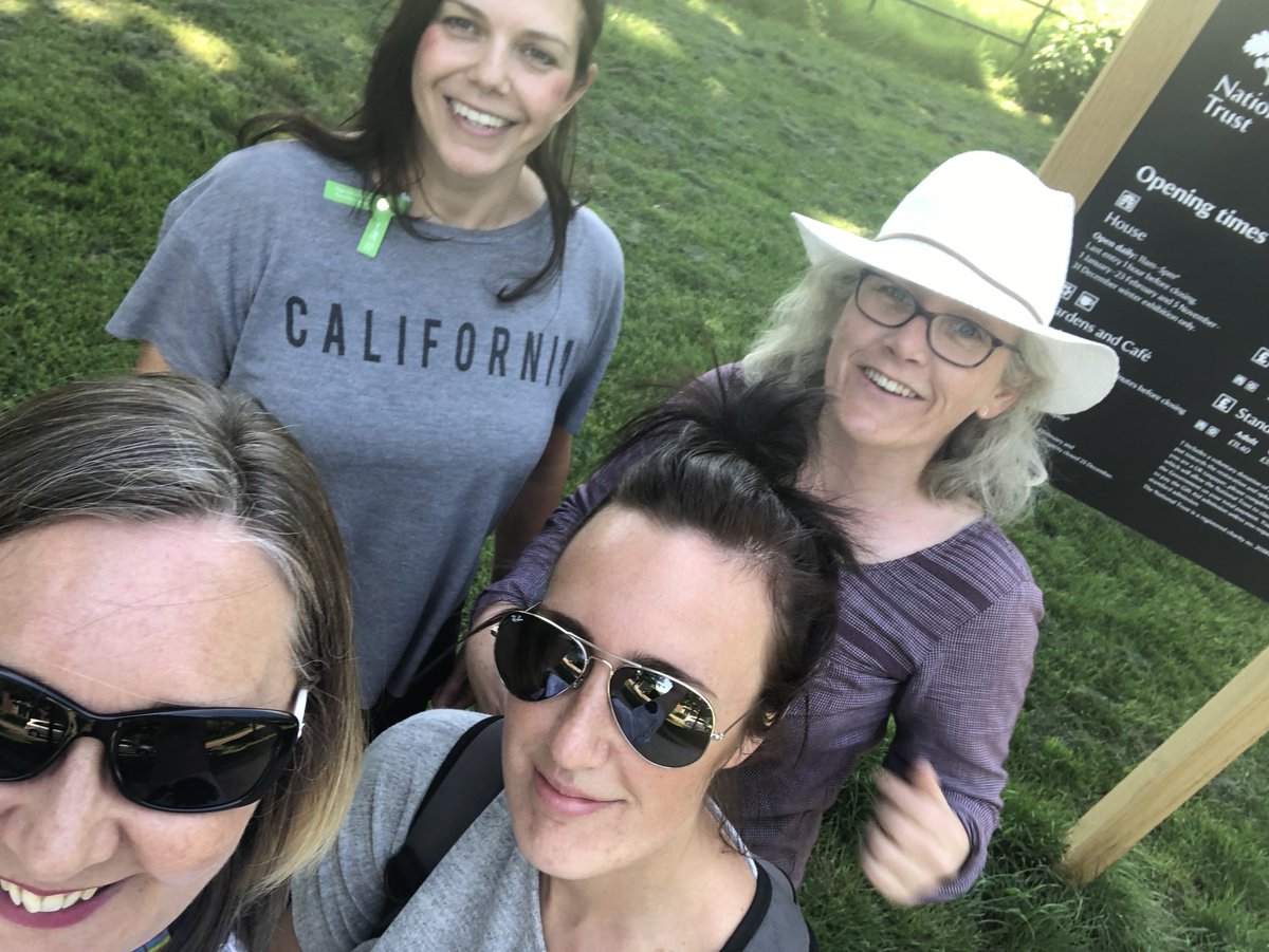 OTmarcellaegan's tweet photo. Enjoying a lovely walk and talk for #EndTheStigma #MHAW2018 @WLMHT https://t.co/zxdq56vkw3