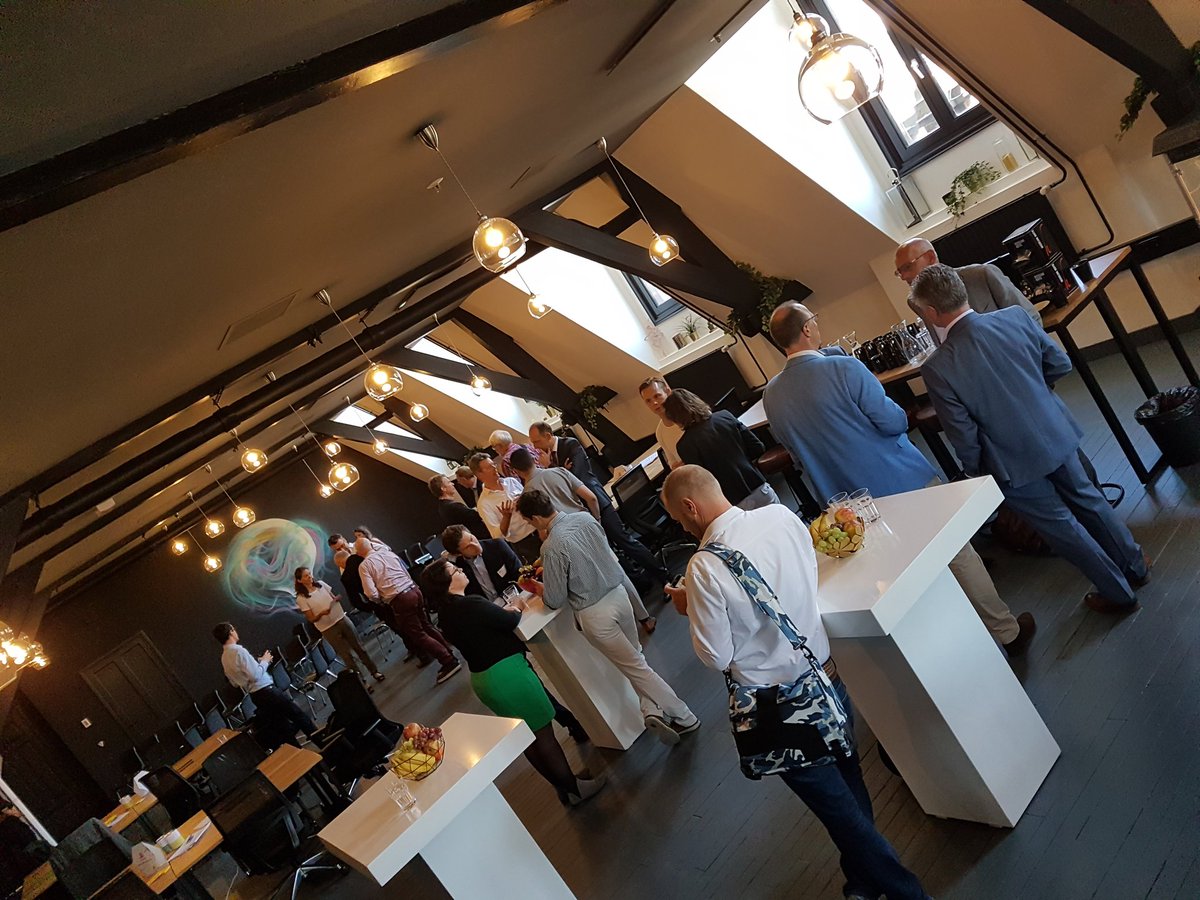 Amdex placeholders meeting staat op het punt te beginnen