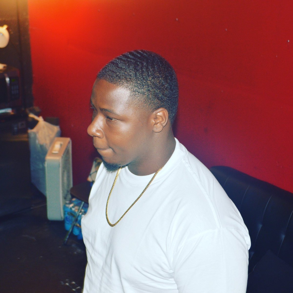 DaProducc's tweet photo. The grind keeps goin &amp; tyme do too💯💪🎼🎙🎧
#ProduccGang 
#PHatian 
#MEM 
#PG 
#TrapLove https://t.co/bCSlGo2ZTO