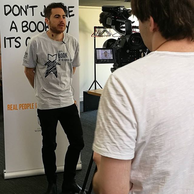 humanlibwinch's tweet photo. Recording interviews with #HumanBook  and their experience of #HumanLibraryWinchester , they loved the questions they got from their readers 👍🗣☀ https://t.co/PzjG4YolHa https://t.co/qVzW4bjcuy