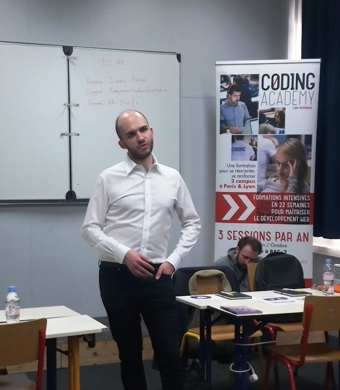 PCN_RHnum's tweet photo. Les équipes de @wassabemobile, #Expaceo, #Animis à la rencontre de leur futur(e) stagiaire https://t.co/wth6DZNY0A