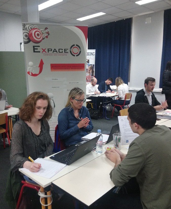 PCN_RHnum's tweet photo. Les équipes de @wassabemobile, #Expaceo, #Animis à la rencontre de leur futur(e) stagiaire https://t.co/wth6DZNY0A