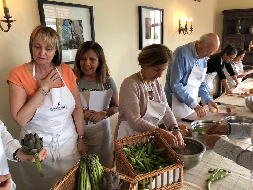 RenTuscany's tweet photo. #cookingclass #educational grazie al nostro #chefAlessandro #amazingweekend #renhotels #rdiscovery https://t.co/XHf9q3hVzp