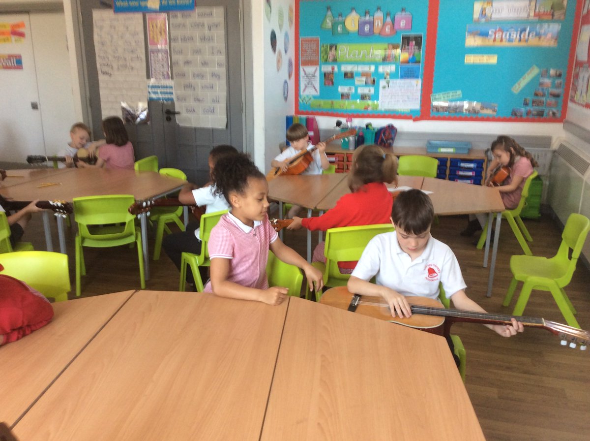 MerseyYear2's tweet photo. Enjoying another fab guitar lesson with Mr Wilcock. #MPAmusic @MerseyPrimary https://t.co/bRxdHuinQ8