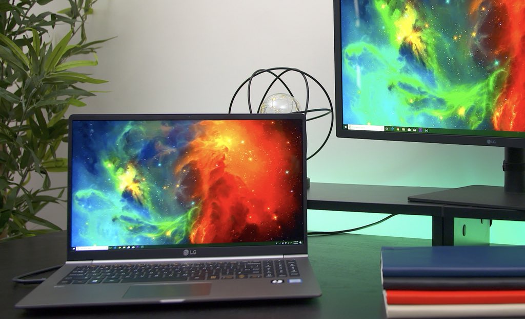 UrAvgConsumer's tweet photo. 1 month later review for the LG gram is finally in - and I've been putting that thunderbolt 3 port to work! 🔥 Video up on the channel now! @LGUS #ad https://t.co/6ZrpmtNL1X