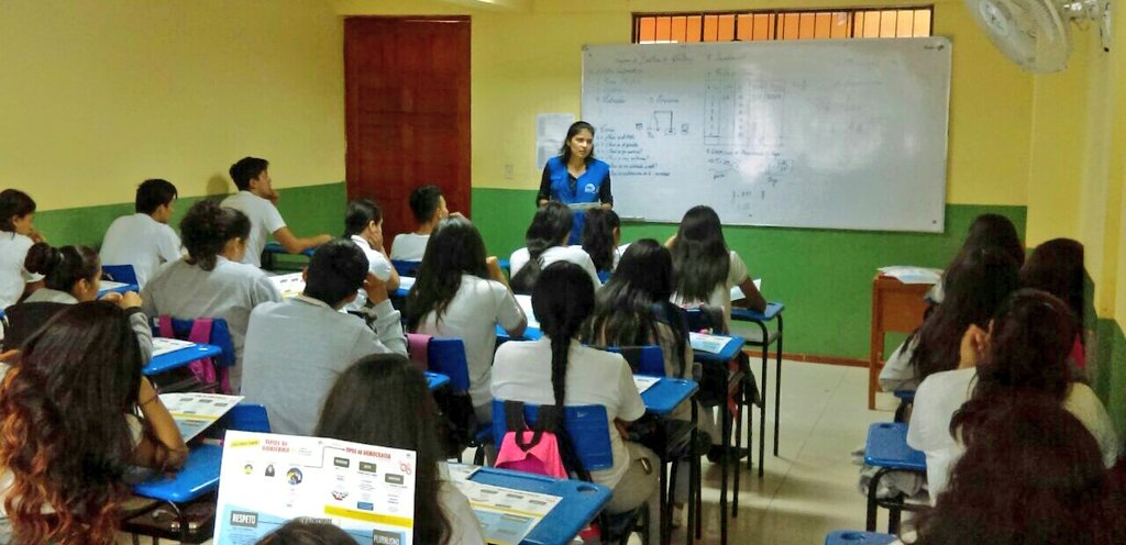 CneZamoraCh's tweet photo. Hoy se capacita sobre el #ABCDemocraciaEC a 30 estudiantes de la unidad educativa "San Francisco" del cantón Zamora. Seguimos fomentando valores cívicos en los jóvenes. https://t.co/tp6t96CmLg