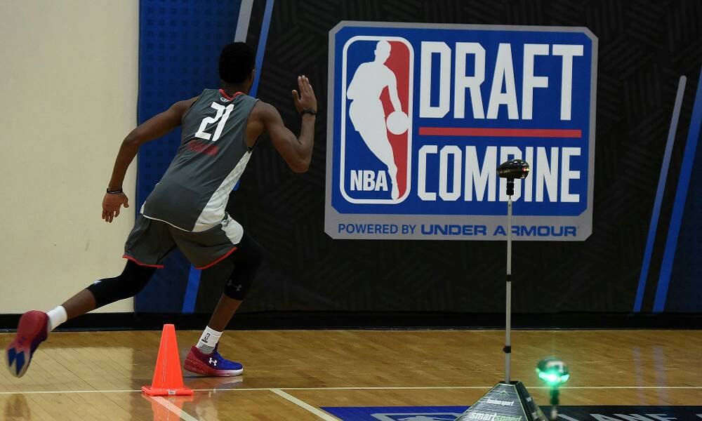 BAM_Testing's tweet photo. We're wrapping up G-League combines today in Chicago but we crank up the NBA Draft Combine on May 17-19, 2018.
Stay tuned for images throughout our stay in the windy city. @nba #BAMTesting #BAMNews #NBA #NBADraft #basketball #chicago #conditioning #TestLikeAPro https://t.co/YQTexBYAvu