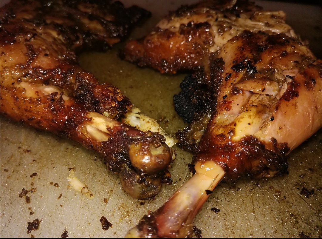 SmokinGoatgrill's tweet photo. Bbq chicken anyone?😁
.
.
.
.
.
.
.
.
.
.
.
.
#bbq #grilled #smoked #gourmet #chicken #fries #picoftheday #foodie #foodporn #instafood #menu #instagood #hungry #munchies #catering #teriyaki #teriyakichicken #restaurants #events #potato #wuse2 #gwarimpa #abuja #abujafoodie https://t.co/F9tBxK9j8V