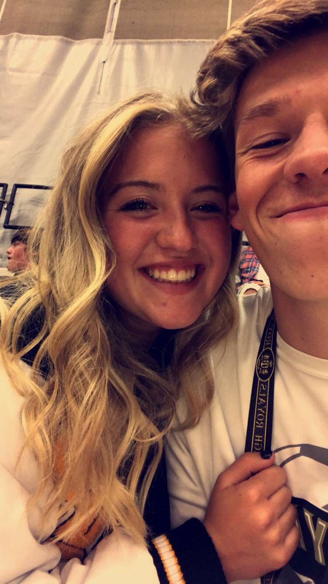 alyssa_payno's tweet photo. Happy 365 days with this cute boy!! It’s been filled with so many ice cream runs, wendys trips, soccer games, boating days, laughing every second, and many more. I wouldn’t trade any of it for the world. Thanks for putting up w/ me for a whole year!!💖😚 https://t.co/7j8qm2CEQw