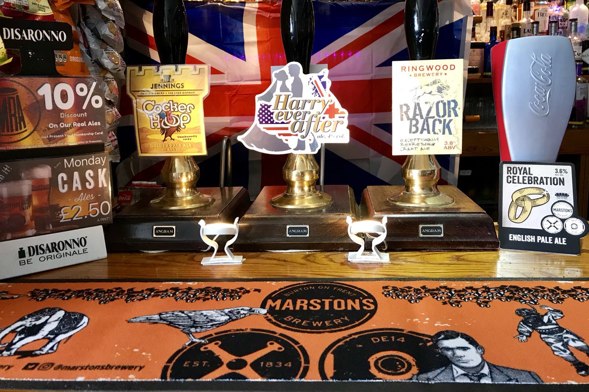 WoodmanInnDH1's tweet photo. #AleTalk; @JenningsBrewery‘s Cocker Hoop (4.6%), @greeneking‘s Royal Offering Harry Ever After (4%) and @RingwoodBrewery‘s Razor Back (3.8%). Followed by @MarstonsBrewery‘s Royal Celebration EPA (3.6%). Don’t forget 10% discount to CAMRA members! 🇬🇧☀️🍻 @Admiral_Taverns https://t.co/VBpS9e09uw