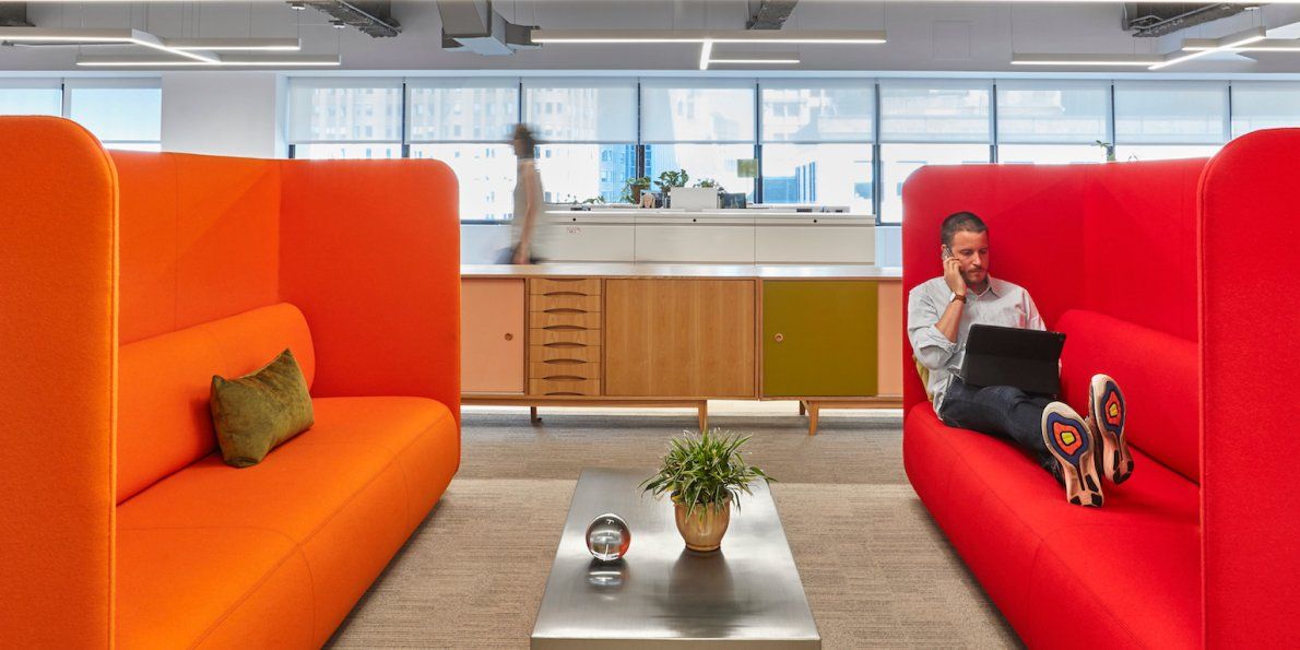 interior_panda's tweet image. 13 ways to hack your workspace for optimal productivity
buff.ly/2rLqp8T
#officedesign #officedesigntips #workspace