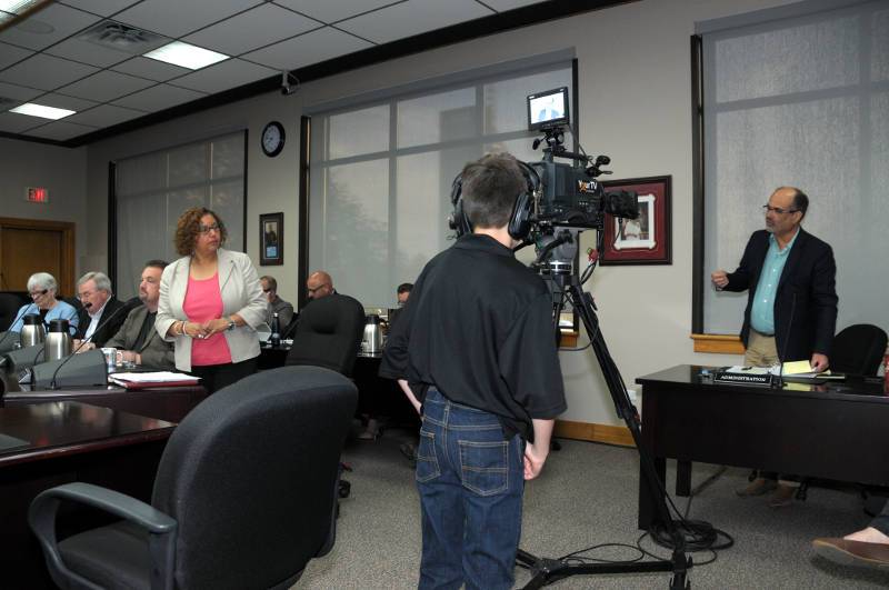 Councillors scratch surface of cat control law #cwlpoli @JTowndale cornwallnewswatch.com/2018/05/15/cou… https://t.co/2gB2T53j87