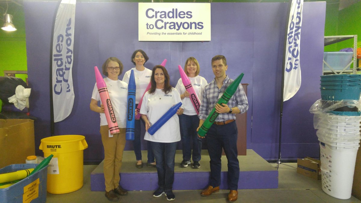 hamilton_lane's tweet photo. We always have a great time at the @C2CPhiladelphia #GivingFactory! Here is a picture of our legal teamโs recent visit where they helped to sort baby clothes #HLinAction https://t.co/SZhYyjsR2U